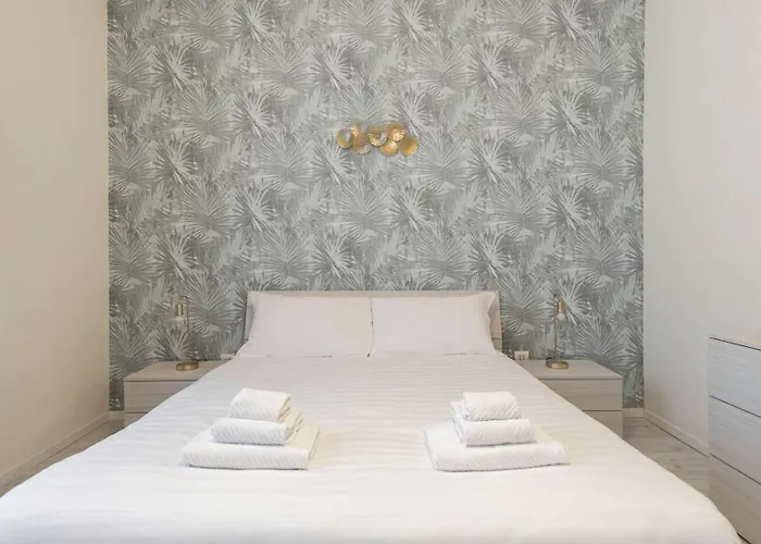 Puccini 3 Apartment