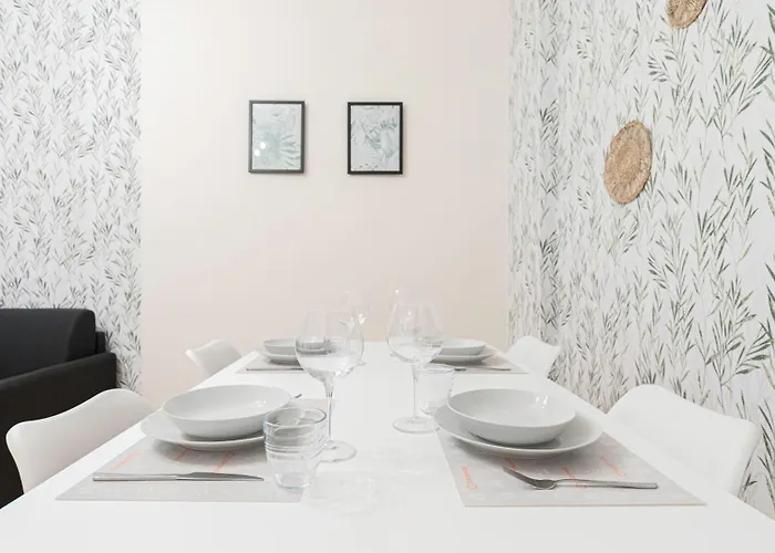 Puccini 3 Apartment Monza